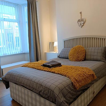 Bright, Comfortable Home, Convenient For City Centre Liverpool Exterior photo